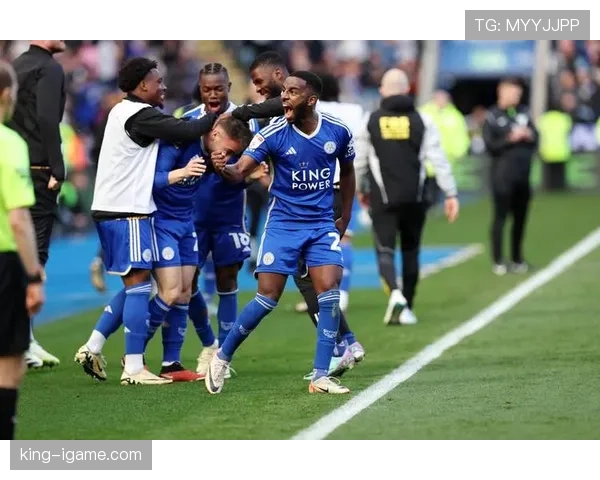 莱斯特城新赛季主场揭幕战打响，球迷期待王权球场见证稳定精彩表现