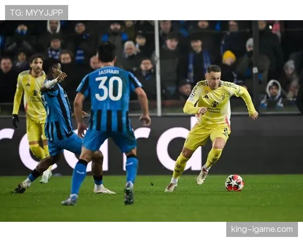 里斯本竞技防线稳固助力球队重返胜轨,状态持续回暖 里斯本竞技防线稳固助力球队重返胜轨,状态持续回暖