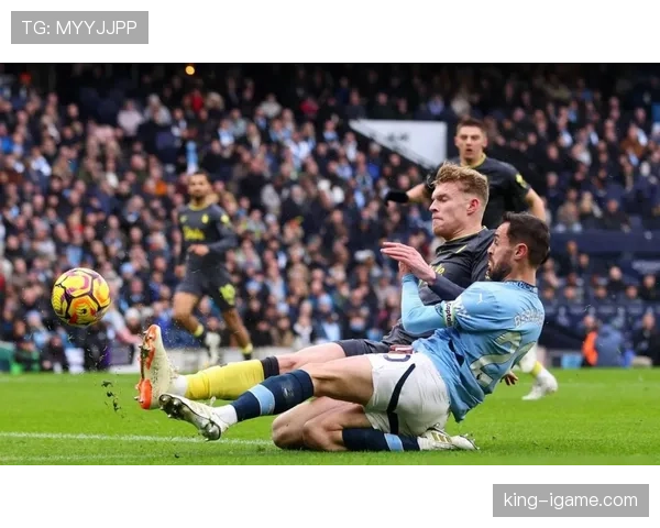 边路压制减弱:曼城进攻宽度为何不再致命 边路压制减弱:曼城进攻宽度为何不再致命